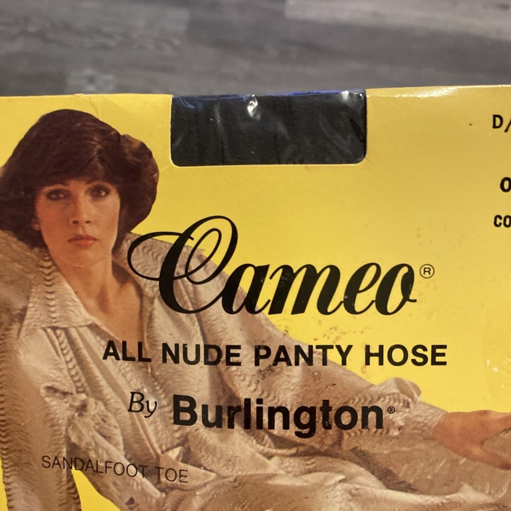 VINTAGE 70's-80's CAMEO ALL NUDE PANTYHOSE SANDALFOOT TOE LONG OFF BLACK - Picture 4 of 14